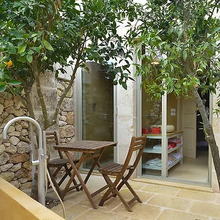 Masseria Trapana 5* לצ'ה