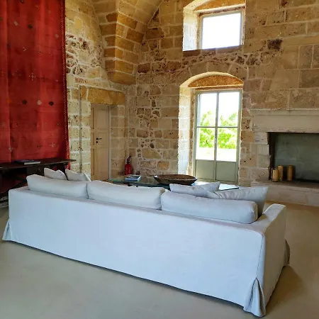 Отель Masseria Trapana 5*